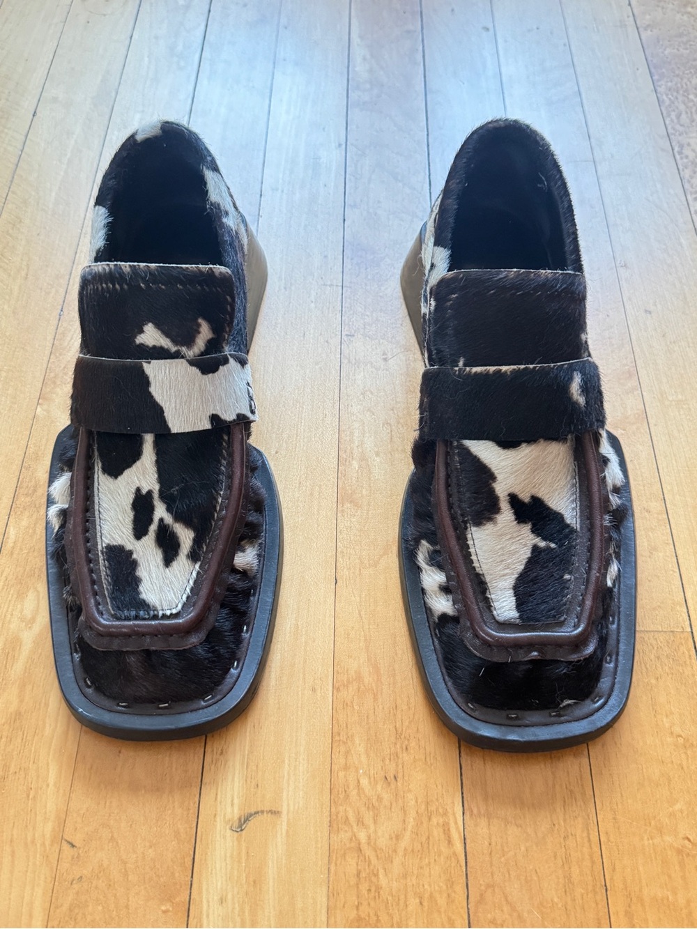 New MIISTA Airi Cow Print Ponyhair Leather Loafers in size 7.5 (38) - Picture 3 of 6